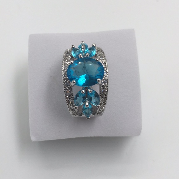 2 CARAT BLUE TOPAZ CLUSTERS 6 blue Marquise RING - Picture 2 of 5
